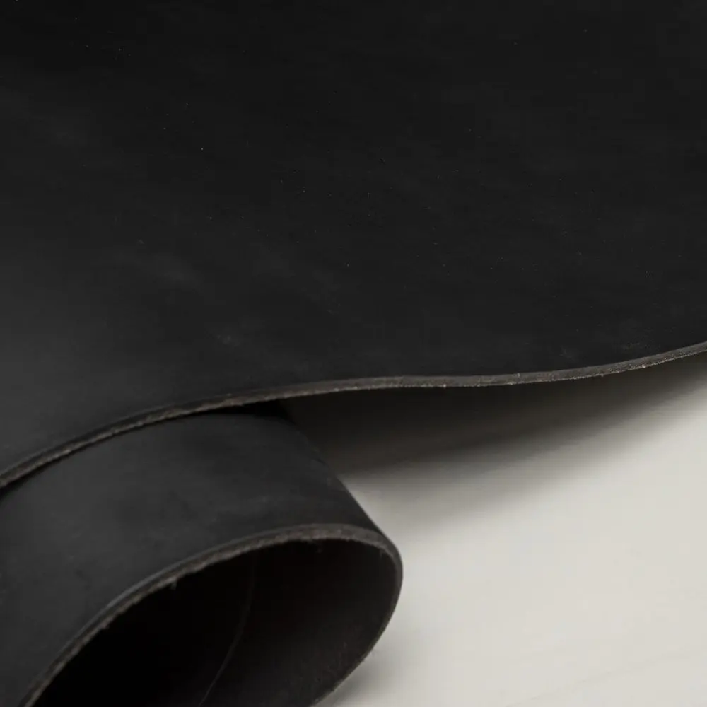 Cuero Poma (Negro)