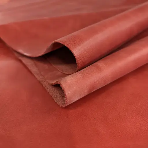 [CUE4400] Cuero Encerado (Rojo)